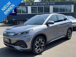 Grijs, metallic lak Gebruikt 2023 BYD Atto 3 Design SUV | € 27.440 (Goede deal)