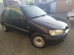 Zwart Gebruikt 2003 Peugeot 106 Hatchback | € 999 (Eerlijke prijs)