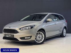 Grijs Gebruikt 2018 Ford Focus Trend Stationwagen | € 12.800 (Goede deal)