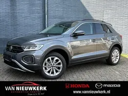 Grijs Gebruikt 2025 VW T-Roc Edition SUV | € 36.849 (Eerlijke prijs)