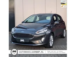 Grijs Gebruikt 2018 Ford Fiesta Titanium Hatchback | € 10.250 (Goede deal)