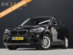 Zwart, metallic lak Gebruikt 2017 BMW X1 Executive SUV | € 18.640 (Eerlijke prijs)