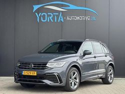 Grijs Gebruikt 2021 VW Tiguan R-line SUV | € 29.950 (Eerlijke prijs)