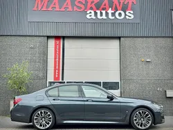Grijs Gebruikt 2016 BMW 740 iPerformance Sedan | € 39.950 (Eerlijke prijs)