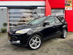 Zwart Gebruikt 2013 Ford Kuga Titanium SUV | € 13.450 (Iets duurder)