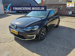 Zwart Gebruikt 2017 VW e-Golf Hatchback | € 11.450 (Eerlijke prijs)