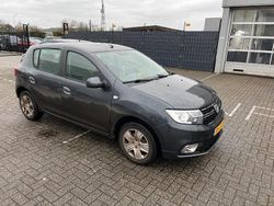 Grijs Gebruikt 2018 Dacia Sandero Lauréate Hatchback | € 8.945 (Goede deal)