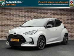 Grijs Gebruikt 2022 Toyota Yaris Sport Hatchback | € 23.950 (Goede deal)