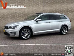 Grijs, metallic lak Gebruikt 2015 VW Passat Highline Stationwagen | € 8.850