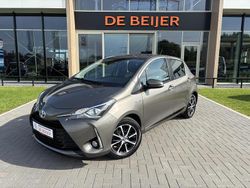 Grijs Gebruikt 2018 Toyota Yaris Hybrid Active Hatchback | € 14.950 (Eerlijke prijs)