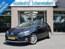 Zwart Gebruikt 2014 Toyota Auris Hatchback | € 12.945 (Eerlijke prijs)