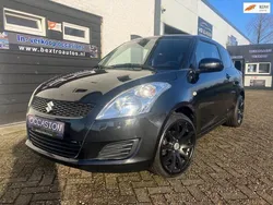 Zwart Gebruikt 2011 Suzuki Swift Comfort Hatchback | € 5.500 (Duur)