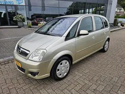 Beige, metallic lak Gebruikt 2007 Opel Meriva Enjoy MPV | € 1.999 (Eerlijke prijs)