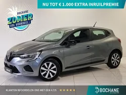 Grijs Gebruikt 2023 Renault Clio V Equilibre Hatchback | € 15.745 (Goede deal)