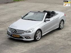 Zilver Gebruikt 2011 Mercedes E200 AMG line Cabriolet | € 16.900 (Eerlijke prijs)
