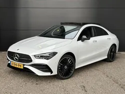 Wit Gebruikt 2024 Mercedes CLA250 AMG line Sedan | € 42.950 (Iets duurder)