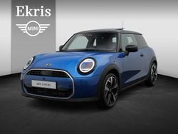 Blauw Gebruikt 2025 Mini Clubman Favoured Stationwagen | € 37.950