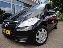 Zwart Gebruikt 2012 Mercedes A160 Business MPV | € 4.850 (Goede deal)