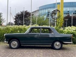 Groen Gebruikt 1965 Peugeot 404 Sedan | € 14.950