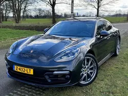 Grijs Gebruikt 2017 Porsche Panamera Sedan | € 89.750