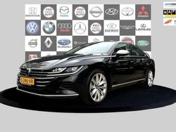 Zwart, metallic lak Gebruikt 2021 VW Arteon GTE Hatchback | € 34.941 (Eerlijke prijs)