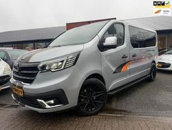 Grijs Gebruikt 2023 Renault Trafic Luxe Van | € 39.950