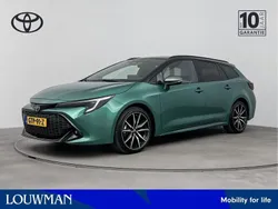 Groen Gebruikt 2024 Toyota Corolla Hybrid Sport Stationwagen | € 39.450