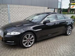 Zwart, metallic lak Gebruikt 2015 Jaguar XJ Premium Luxury Sedan | € 34.850