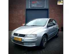Grijs Gebruikt 2004 Fiat Stilo Active Hatchback | € 1.250 (Iets duurder)
