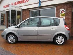 Beige Gebruikt 2004 Renault Scénic II Luxe MPV | € 2.500