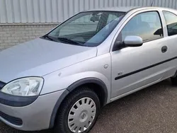 Grijs Gebruikt 2003 Opel Corsa Njoy Hatchback | € 900 (Goede deal)