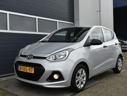 Grijs Gebruikt 2014 Hyundai i10 Hatchback | € 3.999 (Goede deal)