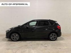Zwart Gebruikt 2018 BMW 220 Active Tourer Executive MPV | € 18.995 (Goede deal)