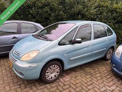 Blauw Gebruikt 2005 Citroën Xsara Picasso Attraction MPV | € 1.390 (Eerlijke prijs)