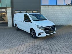 Wit Gebruikt 2024 Mercedes Vito MPV | € 47.500