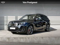 Zwart Gebruikt 2025 BMW iX1 Comfort Edition SUV | € 63.118