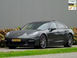 Grijs Gebruikt 2017 Porsche Panamera Sport Sedan | € 59.940