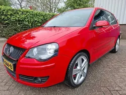 Rood, metallic lak Gebruikt 2008 VW Polo GTI Hatchback | € 5.495 (Eerlijke prijs)