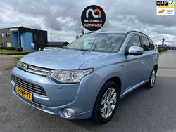 Blauw Gebruikt 2013 Mitsubishi Outlander P-HEV Instyle SUV | € 8.950 (Super prijs)