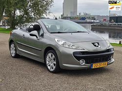 Grijs Gebruikt 2008 Peugeot 207 CC Cabriolet | € 4.250 (Eerlijke prijs)