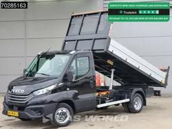 Zwart Nieuw 2025 Iveco Daily Van | € 44.950