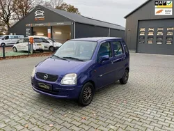 Blauw Gebruikt 2001 Opel Agila Comfort Hatchback | € 999 (Eerlijke prijs)