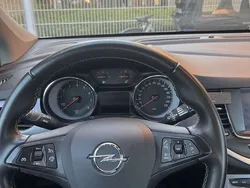 Zwart Gebruikt 2020 Opel Astra Edition Stationwagen | € 12.000 (Eerlijke prijs)