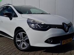 Wit Gebruikt 2015 Renault Clio GrandTour Night&Day Stationwagen | € 7.440 (Eerlijke prijs)