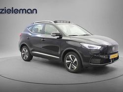 Zwart Gebruikt 2023 MG ZS Luxury Sedan | € 21.845 (Iets duurder)