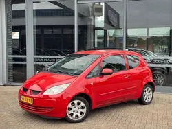 Rood Gebruikt 2005 Mitsubishi Colt Invite Hatchback | € 1.950 (Goede deal)