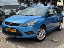Blauw, metallic lak Gebruikt 2011 Ford Focus Limited Stationwagen | € 3.999 (Eerlijke prijs)