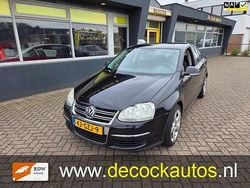 Zwart Gebruikt 2009 VW Jetta Sedan | € 3.640 (Eerlijke prijs)