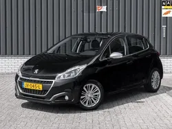 Zwart Gebruikt 2016 Peugeot 208 Allure Hatchback | € 7.950 (Eerlijke prijs)