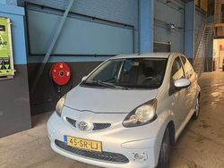 Blauw Gebruikt 2006 Toyota Aygo Sport Hatchback | € 1.950 (Eerlijke prijs)